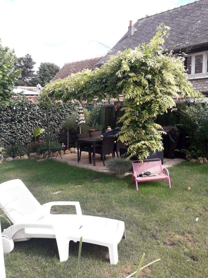 Bed and Breakfast Aline Et Dim Mereville  Экстерьер фото